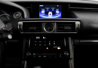 Подержанный автомобиль Lexus IS Sedan 2014 года (16 фото)