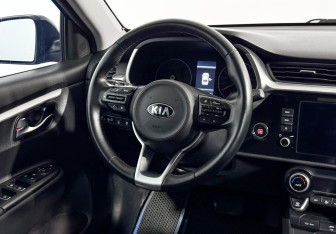 Подержанный автомобиль Kia Rio Sedan 2020 года (15 фото)