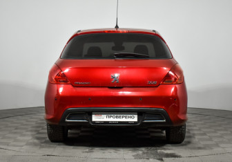 Подержанный автомобиль Peugeot 308 Hatchback 2009 года (6 фото)