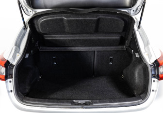 Подержанный автомобиль Nissan Qashqai 2019 года (23 фото)