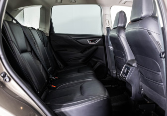 Подержанный автомобиль Subaru Forester Suv 2021 года (25 фото)