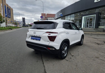 Подержанный автомобиль Hyundai Creta 2021 года (4 фото)