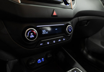Подержанный автомобиль Hyundai Creta 2017 года (16 фото)
