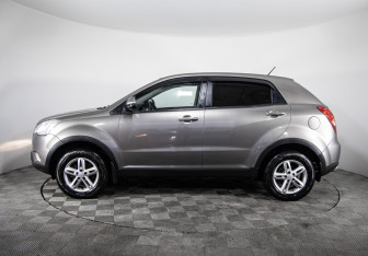 Подержанный автомобиль SsangYong Actyon 2013 года (8 фото)