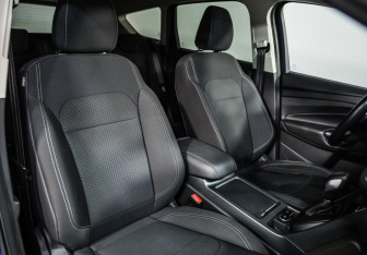 Подержанный автомобиль Ford Kuga 2017 года (20 фото)