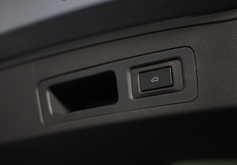 Подержанный автомобиль Exeed LX 2021 года (35 фото)