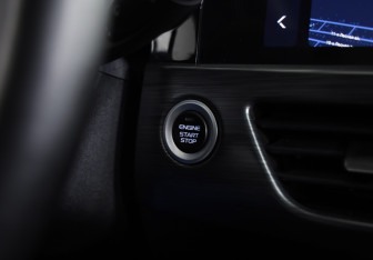 Подержанный автомобиль Geely Tugella 2023 года (21 фото)