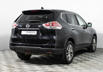 Подержанный автомобиль Nissan X-Trail 2017 года (5 фото)