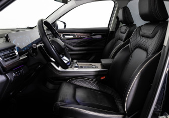 Подержанный автомобиль Exeed VX 2022 года (24 фото)