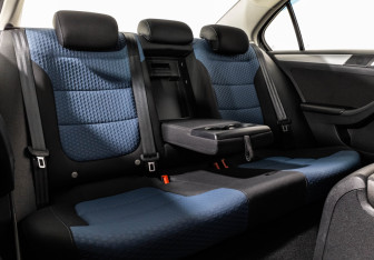 Подержанный автомобиль Volkswagen Jetta Sedan 2013 года (21 фото)