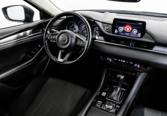 Подержанный автомобиль Mazda 6 Sedan 2019 года (20 фото)