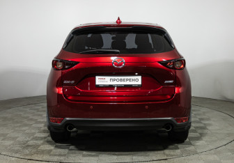 Подержанный автомобиль Mazda CX-5 2017 года (6 фото)
