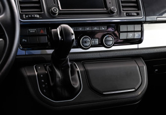 Подержанный автомобиль Volkswagen Caravelle 2019 года (12 фото)