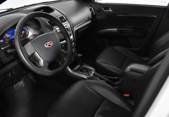 Подержанный автомобиль Geely Emgrand EC7 Sedan 2014 года (9 фото)