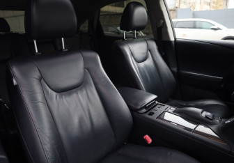 Подержанный автомобиль Lexus RX 2012 года (10 фото)