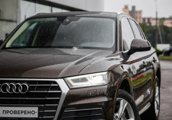 Подержанный автомобиль Audi Q5 2018 года (2 фото)