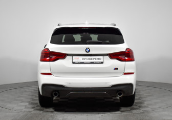 Подержанный автомобиль BMW X3 2020 года (6 фото)