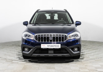 Подержанный автомобиль Suzuki SX4 Hatchback 2016 года (2 фото)