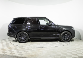 Подержанный автомобиль Land Rover Range Rover 2015 года (4 фото)