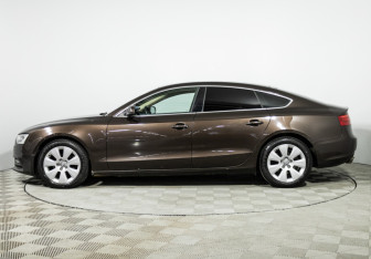 Подержанный автомобиль Audi A5 Liftback 2011 года (8 фото)