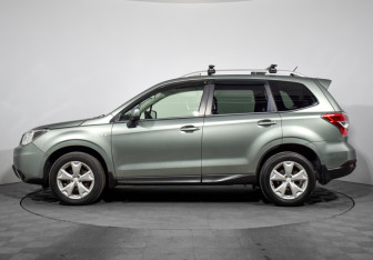 Подержанный автомобиль Subaru Forester Suv 2014 года (8 фото)