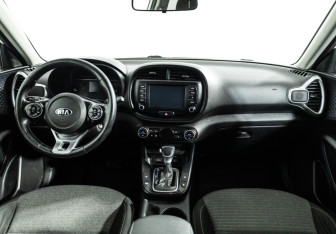 Подержанный автомобиль Kia Soul 2020 года (13 фото)