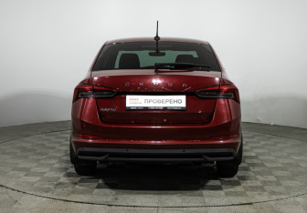 Подержанный автомобиль Skoda Rapid Liftback 2021 года (6 фото)