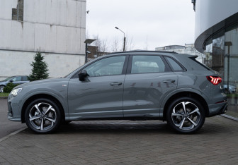 Новый Audi Q3 2025 (8 фото)