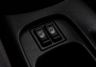 Подержанный автомобиль Mitsubishi Lancer Sedan 2005 года (13 фото)