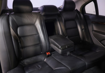 Подержанный автомобиль Volvo S80 2008 года (24 фото)