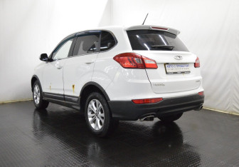 Подержанный автомобиль Chery Tiggo 5 2015 года (7 фото)