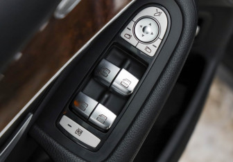 Подержанный автомобиль Mercedes-Benz GLC Coupe 2016 года (26 фото)