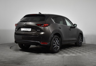Подержанный автомобиль Mazda CX-5 2019 года (4 фото)