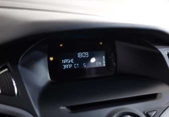 Подержанный автомобиль Ford Focus Hatchback 2012 года (13 фото)