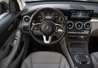 Подержанный автомобиль Mercedes-Benz GLC Coupe 2020 года (11 фото)