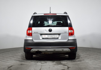 Подержанный автомобиль Skoda Yeti 2013 года (6 фото)