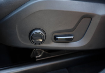 Подержанный автомобиль Volvo XC60 2018 года (19 фото)