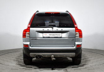Подержанный автомобиль Volvo XC90 2009 года (6 фото)