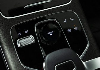 Подержанный автомобиль Jaecoo J8 2024 года (21 фото)