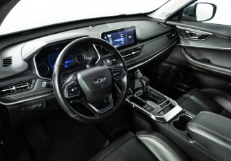 Подержанный автомобиль Chery Tiggo 8 2020 года (11 фото)