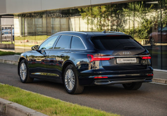 Подержанный автомобиль Audi A6 Wagon 2019 года (8 фото)