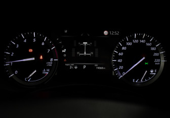 Подержанный автомобиль Toyota Highlander 2021 года (24 фото)