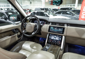 Подержанный автомобиль Land Rover Range Rover 2019 года (14 фото)