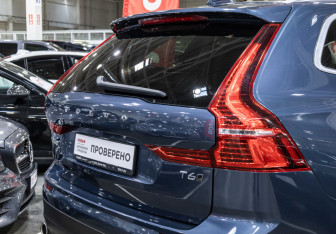 Подержанный автомобиль Volvo XC60 2018 года (7 фото)