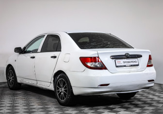 Подержанный автомобиль BYD F3 Sedan 2011 года (6 фото)