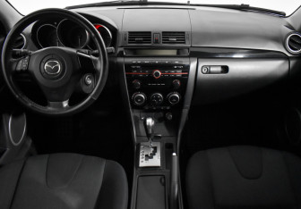 Подержанный автомобиль Mazda 3 Sedan 2008 года (12 фото)