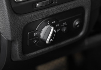 Подержанный автомобиль Volkswagen Touareg 2015 года (19 фото)