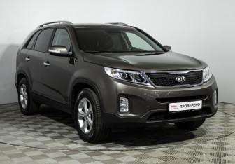 Подержанный автомобиль Kia Sorento 2016 года (3 фото)