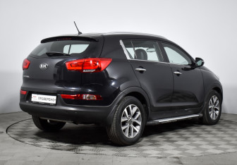 Подержанный автомобиль Kia Sportage 2015 года (5 фото)