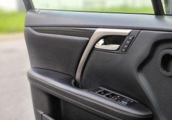 Подержанный автомобиль Lexus RX 2019 года (22 фото)